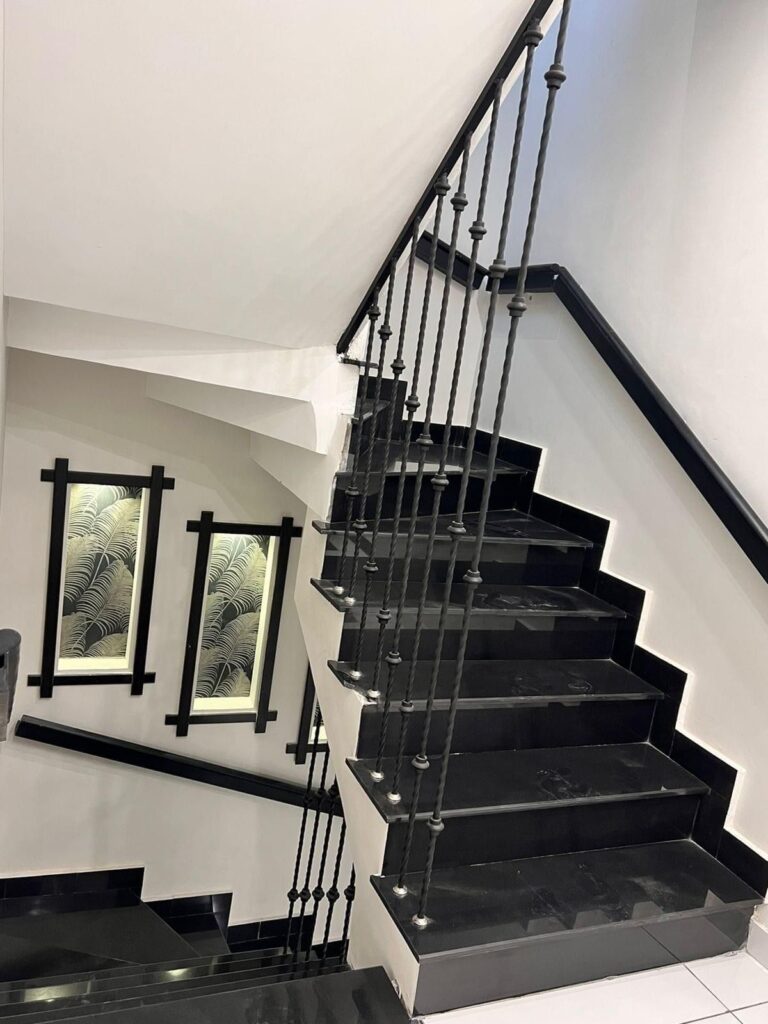 finishing work image